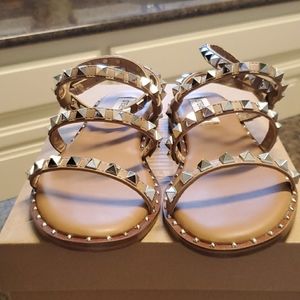 Size 6 Steve Madden sandals